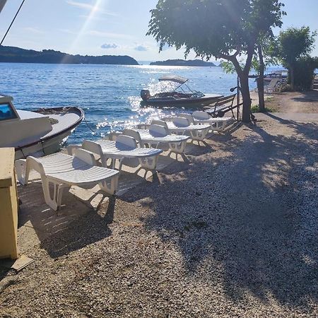 Apartmani Andela Kordic Supetarska Draga Buitenkant foto