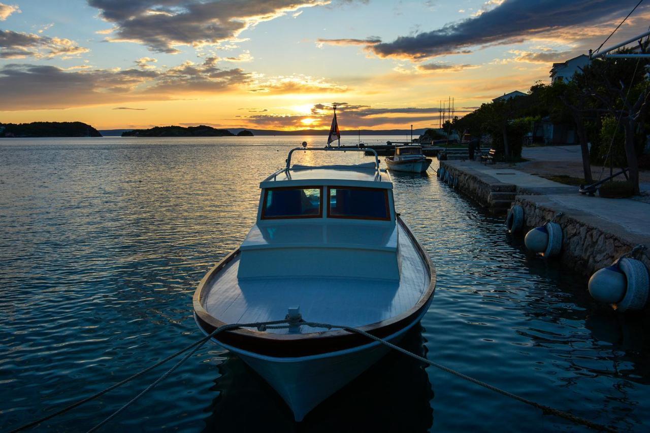 Apartmani Andela Kordic Supetarska Draga Buitenkant foto