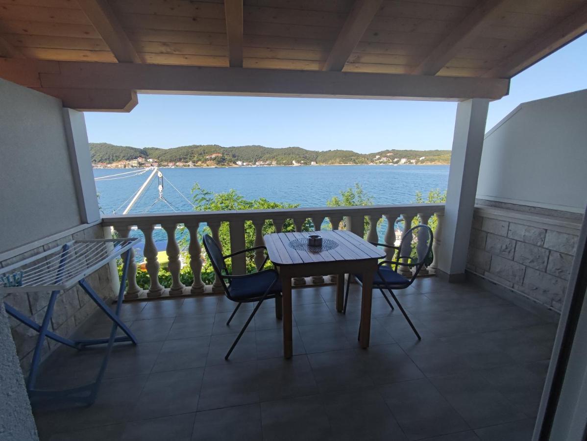 Apartmani Andela Kordic Supetarska Draga Buitenkant foto