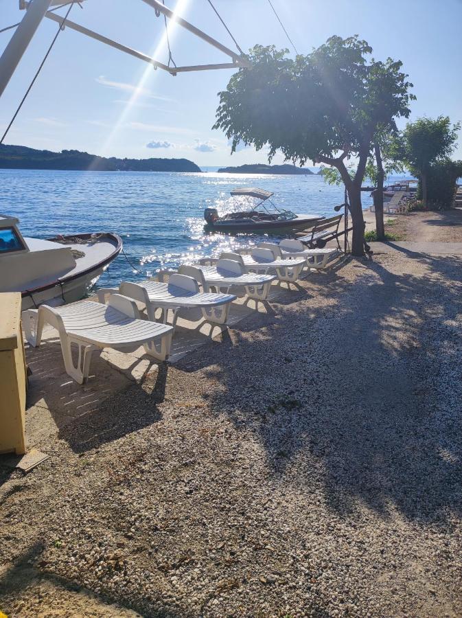 Apartmani Andela Kordic Supetarska Draga Buitenkant foto